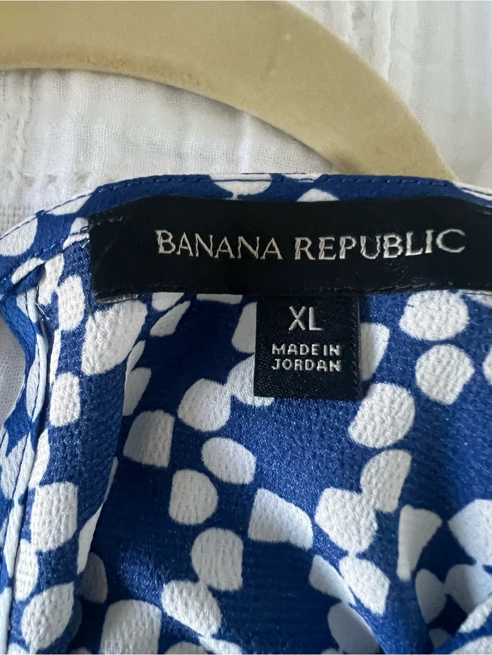 Banana Republic Blue and White Printed Blouse